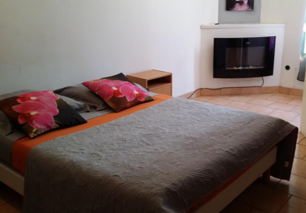 Auberge Du Marronnier Barreme Номер фото