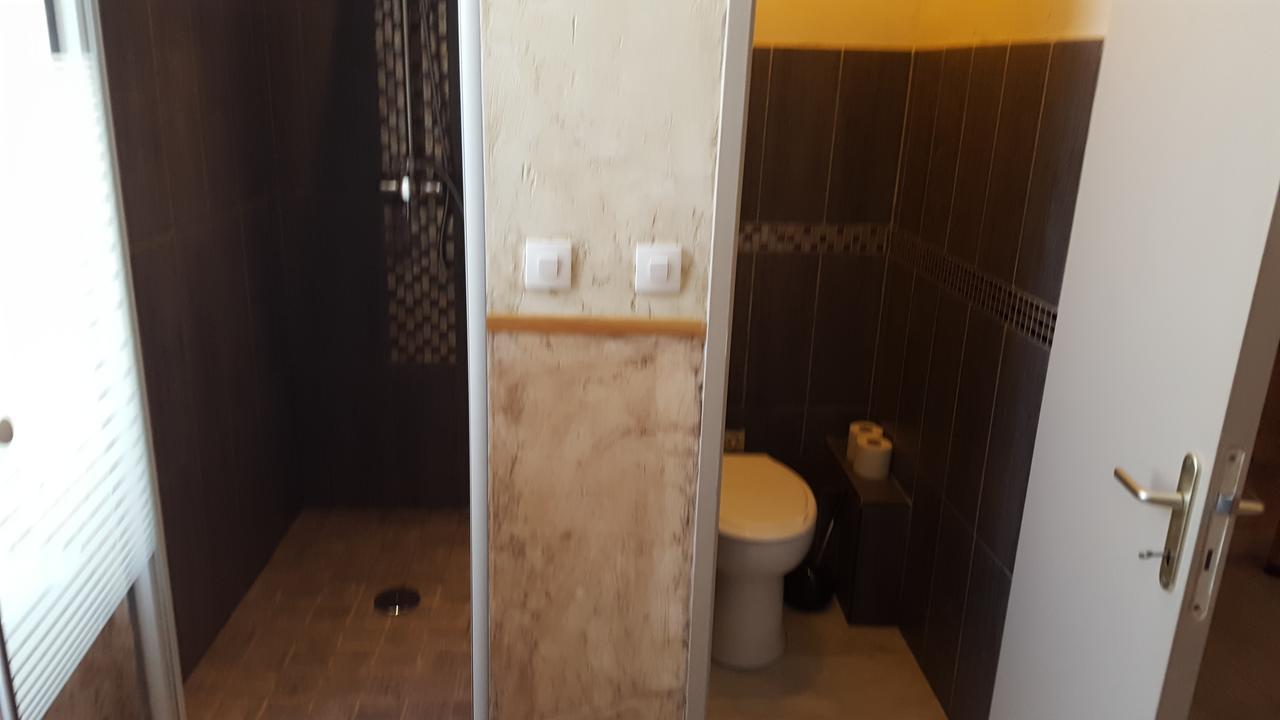 Auberge Du Marronnier Barreme Екстер'єр фото